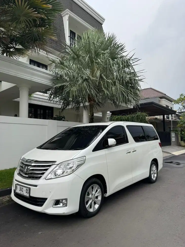 (cash) Toyota Alphard 2.4 G 2012 pemakaian 2013