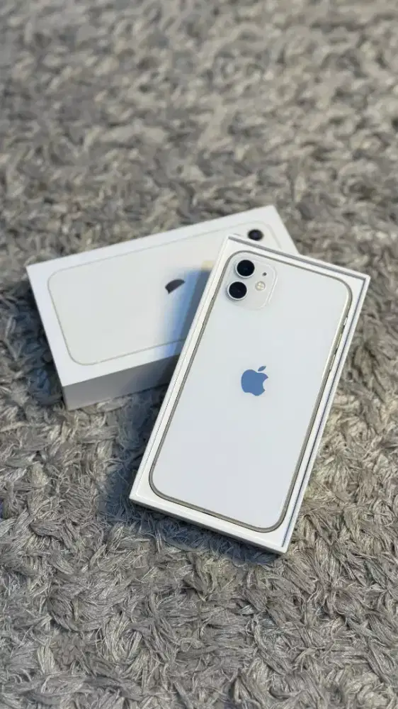 iPhone 11 64Gb iBox