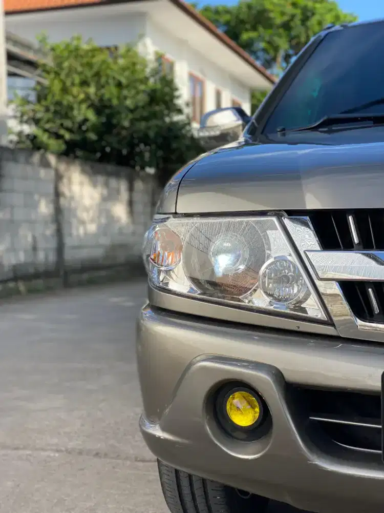 Isuzu Panther LS 2.5L TURBO DIESEL