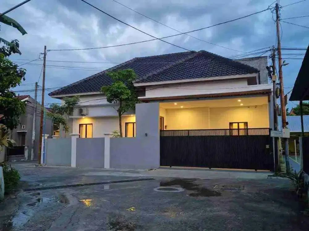 RUMAH MEWAH MODERN PREMIUM DAN NYAMAN UNIT HOOK DI BUGISAN AKSES DEKAT KE PUSAT KOTA JOGJAKARTA