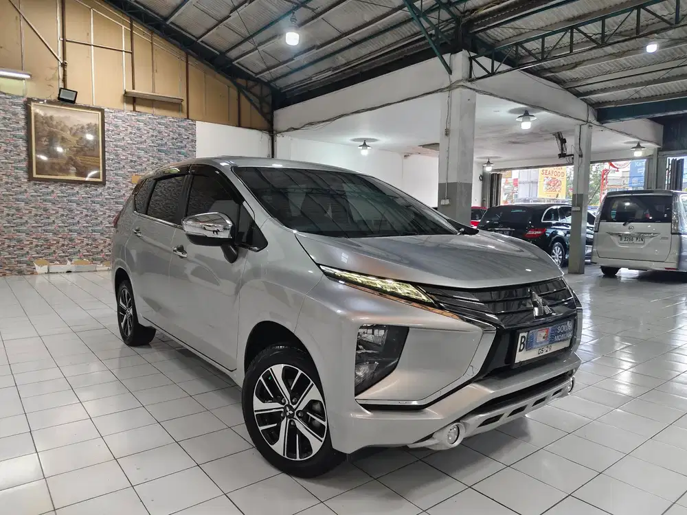Mitsubishi XPANDER ULTIMATE 1.5 Bensin AT 2019 Silver original