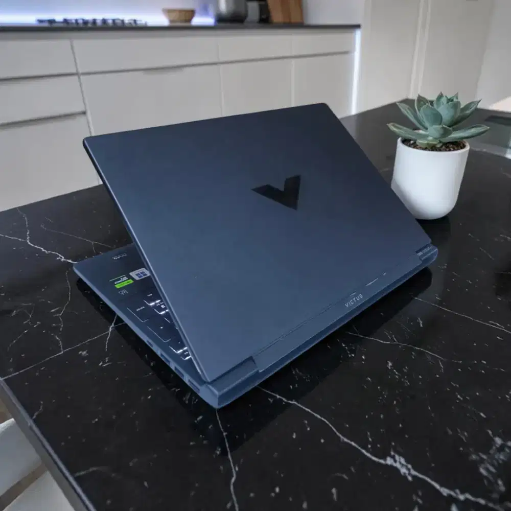 HP VICTUS 15 -Fb1013dx [VGA NVIDIA RTX ] Ryzen 7 RTX 2050