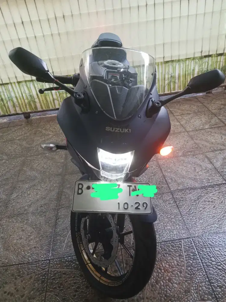 Suzuki GSX R150 Tahun 2019