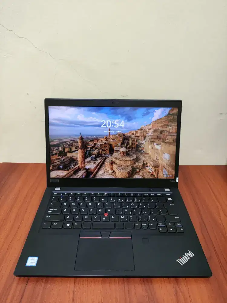 LENOVO THIKPAD T490S Core i5