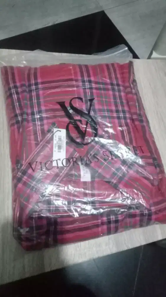 Dijual pajamas VS