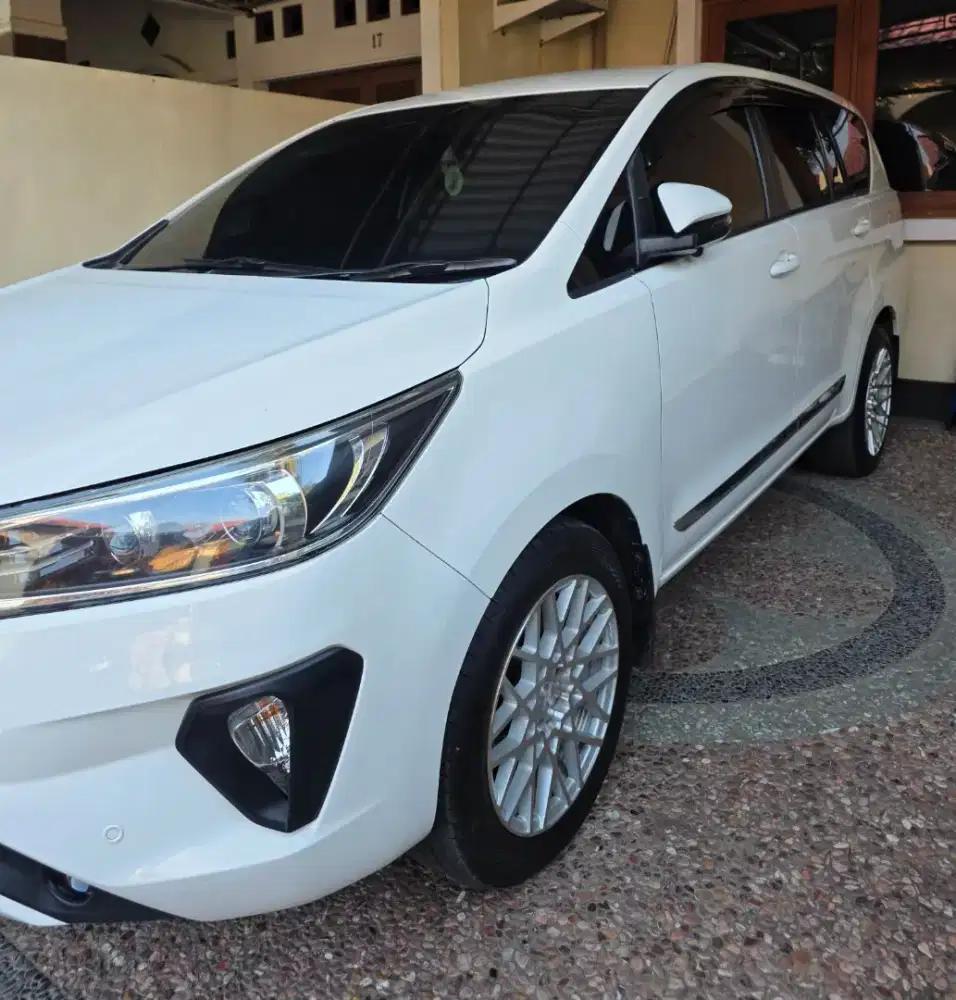 Innova reborn V diesel matic