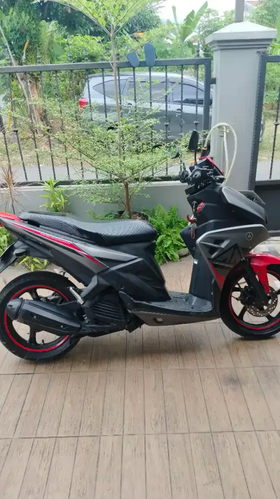 Yamaha aerox 2016