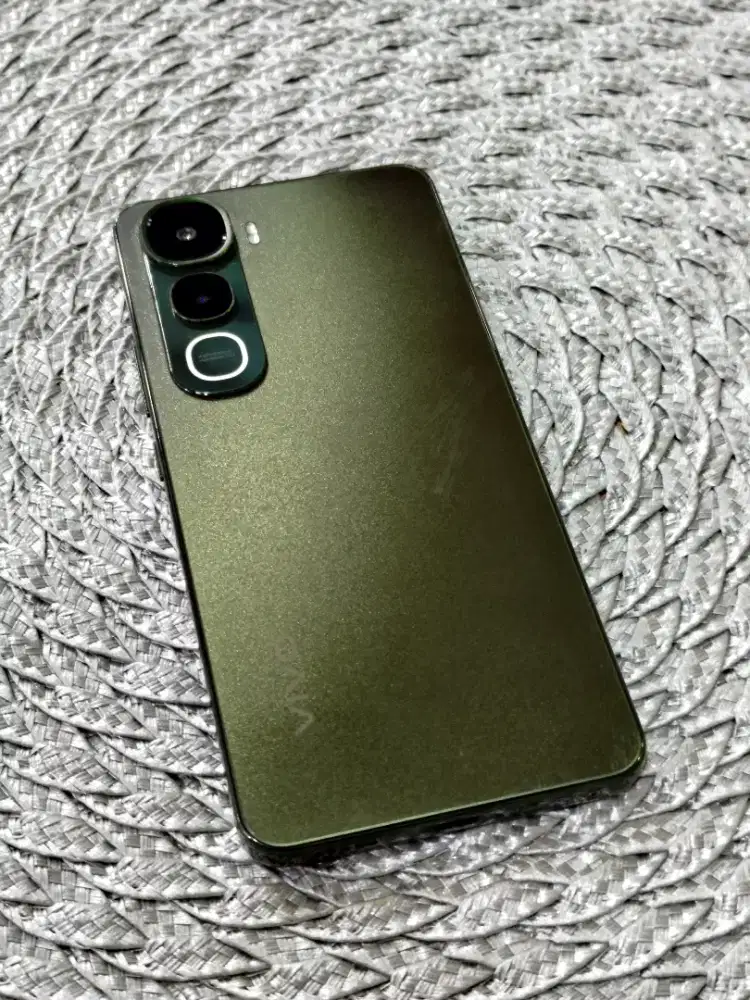 Vivo y400 8/256 gb
