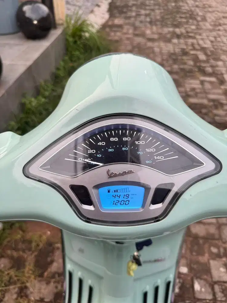 Dijual vespa simpenan yang beli pasti suka