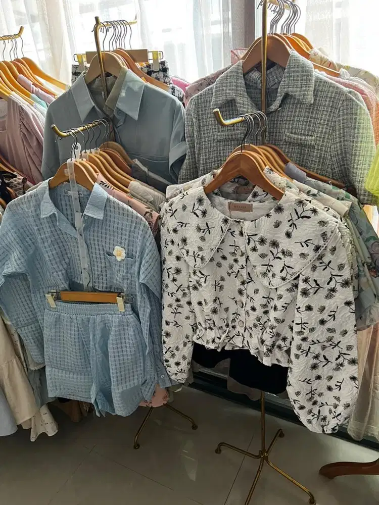 Jual cepat RAK BAJU 4pcs