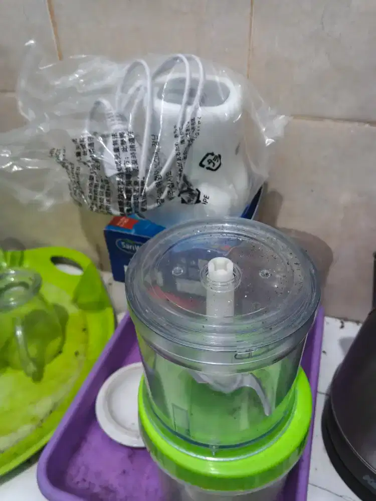 Blender  pemroses makanan listrik
