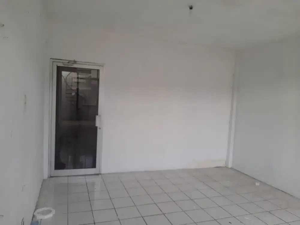 Disewakan Ruko Gandeng Kalimalang 3 Lantai #1420