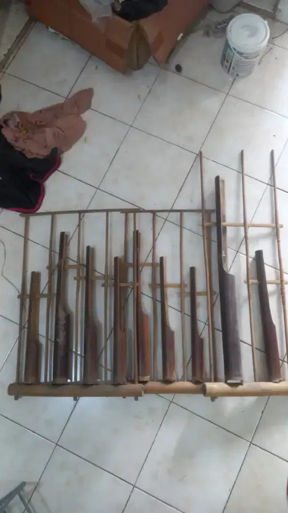ANGKLUNG BAMBU,BEKAS