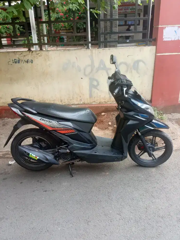 Jual motor beat tahun 2018 eco  surat2 lngkp STNK BPKB faktur ada