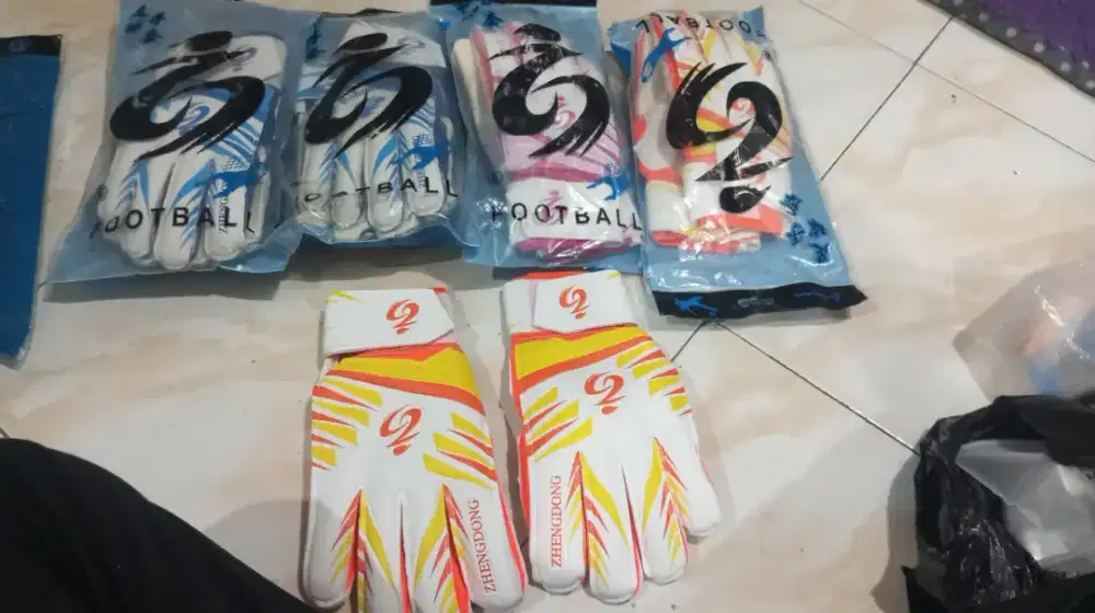 Sarung tangan bola