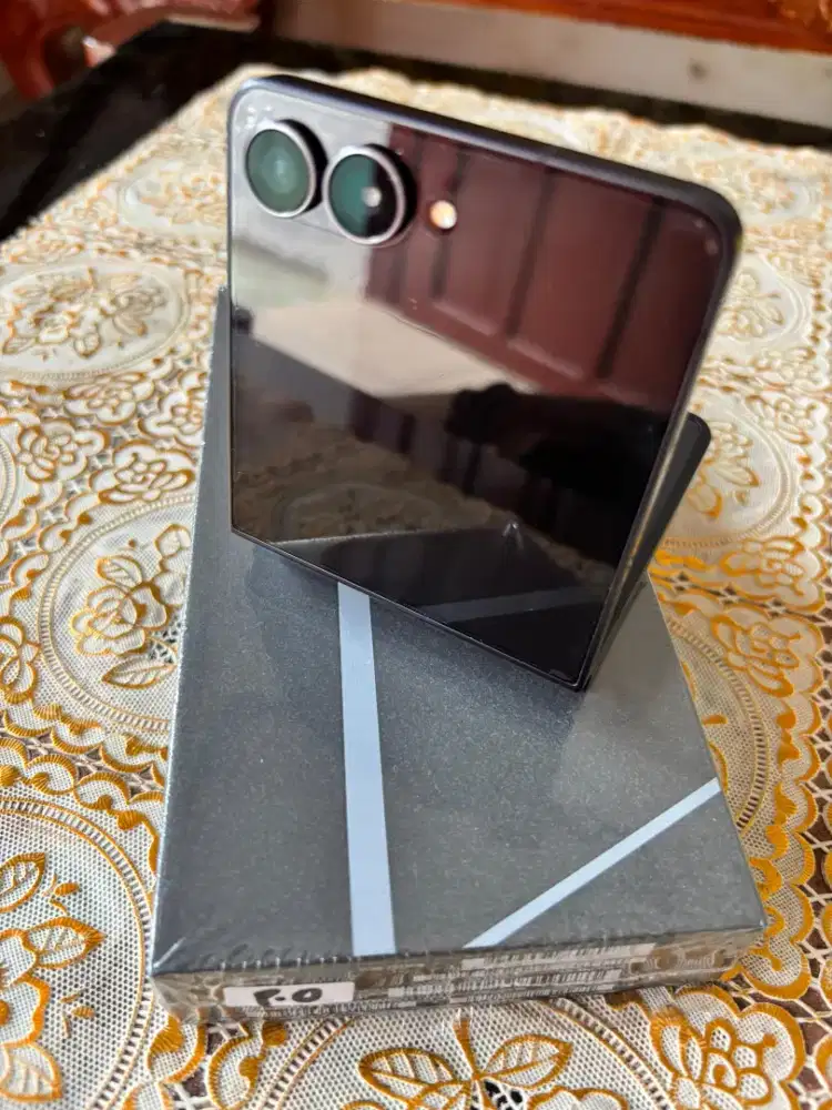 Samsung Z Flip 7 12/512
