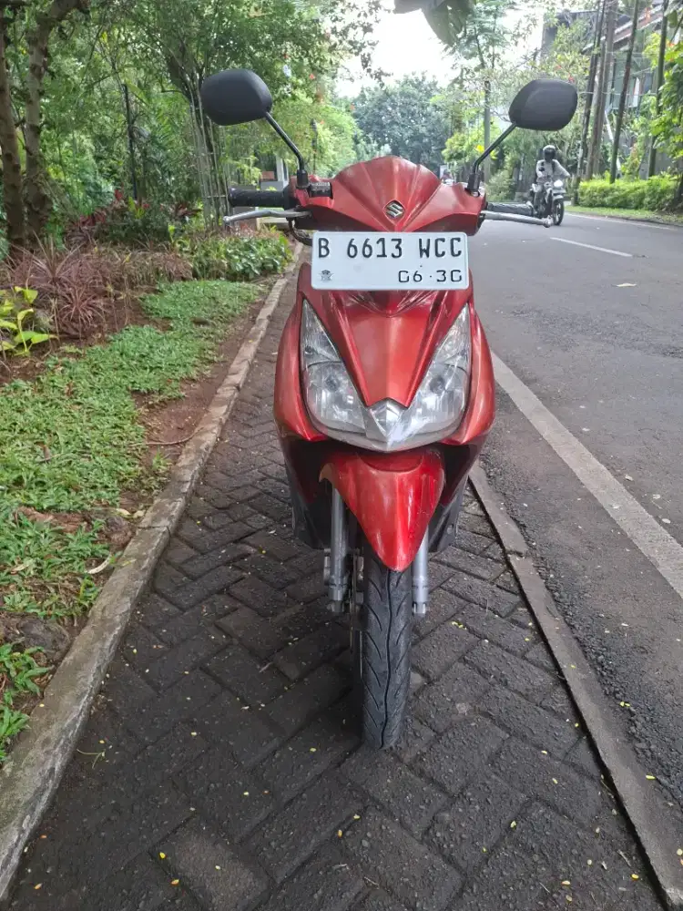 SUZUKI SKYDRIVE 2010 WARNA MERAH