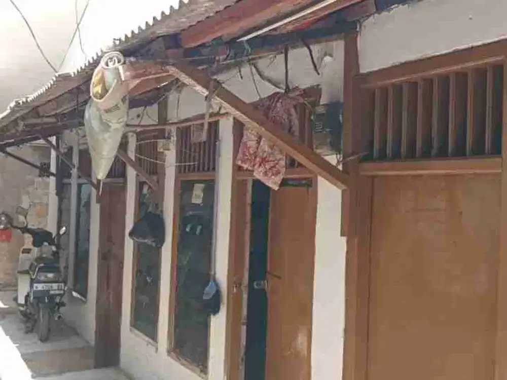 TURUN HARGA! Investasi Kost/Kontrakan 4 Pintu di Beji Depok, Cuma 600 Juta – Langsung Pasif Income!