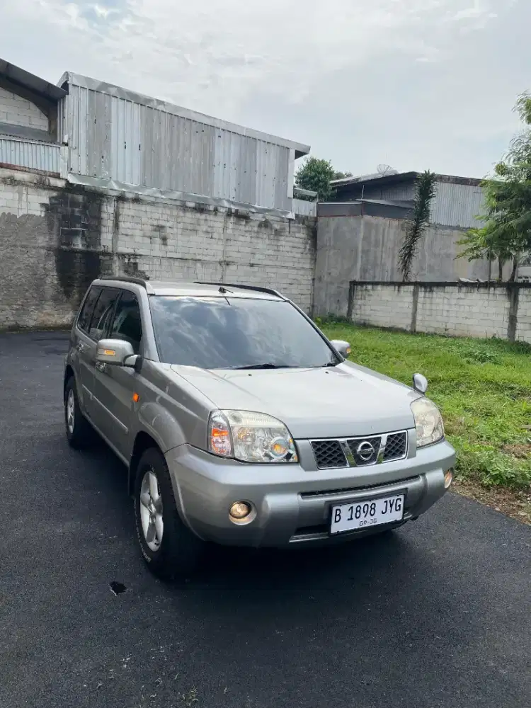 Dijual Nissan X-Trail 2.5 T30 ST 2006 AT
