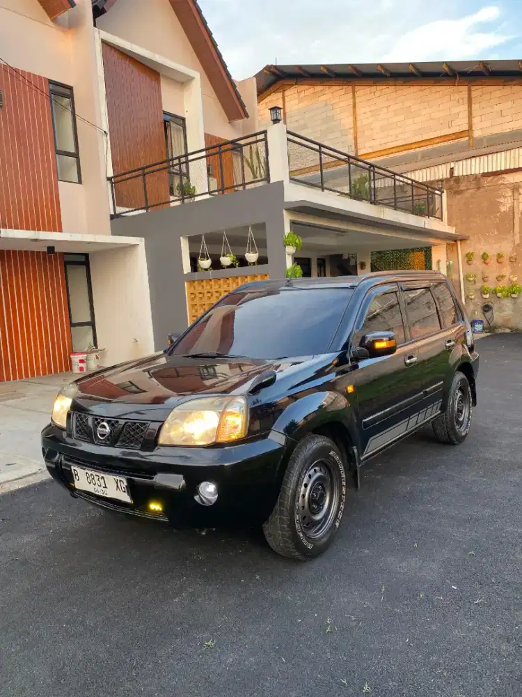 Dijual Nissan Xtrail T30 2.5 St 2005 A/T