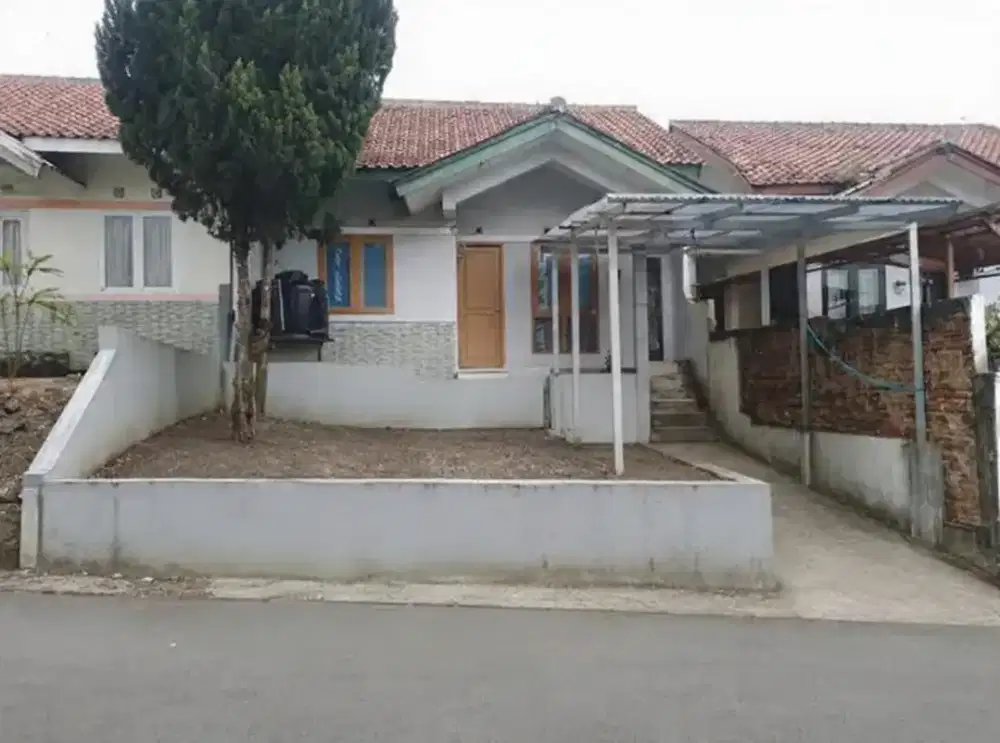 BANTING HARGA RUMAH LUAS 135 m² hanya 500 jutaan