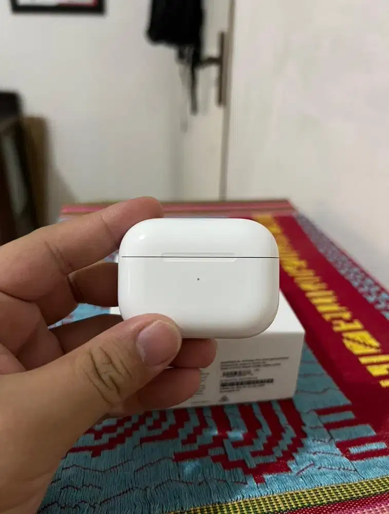 Airpods Pro Gen 2 Lightning Original Ex Inter ZA/A
