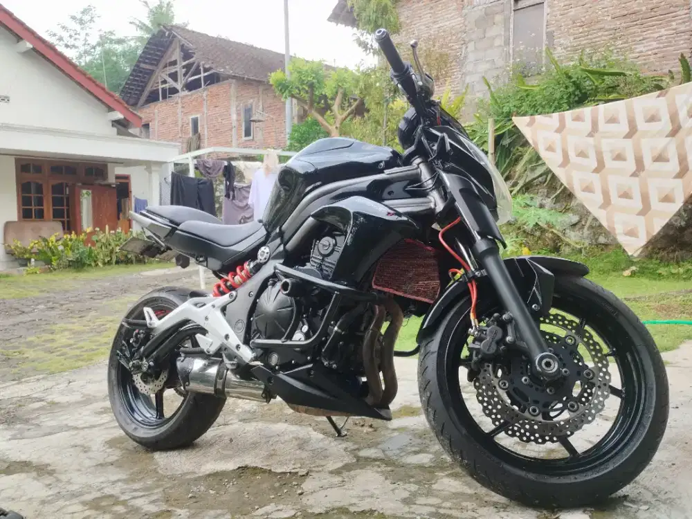 Kawasaki ER6N fulpaper