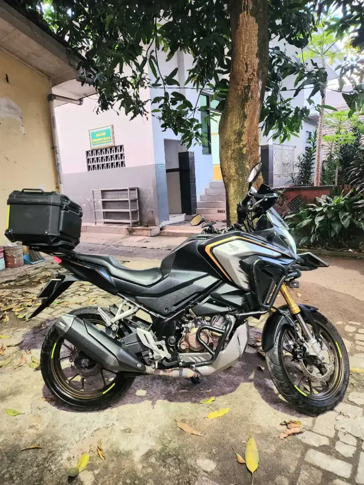 Honda CB150X Black SE Tahun 2022 Rawatan Syndicate Motor Indonesia