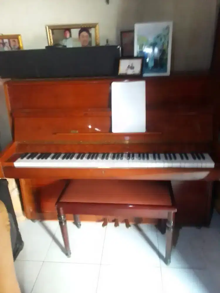 Piano Clasik normal siap pakai