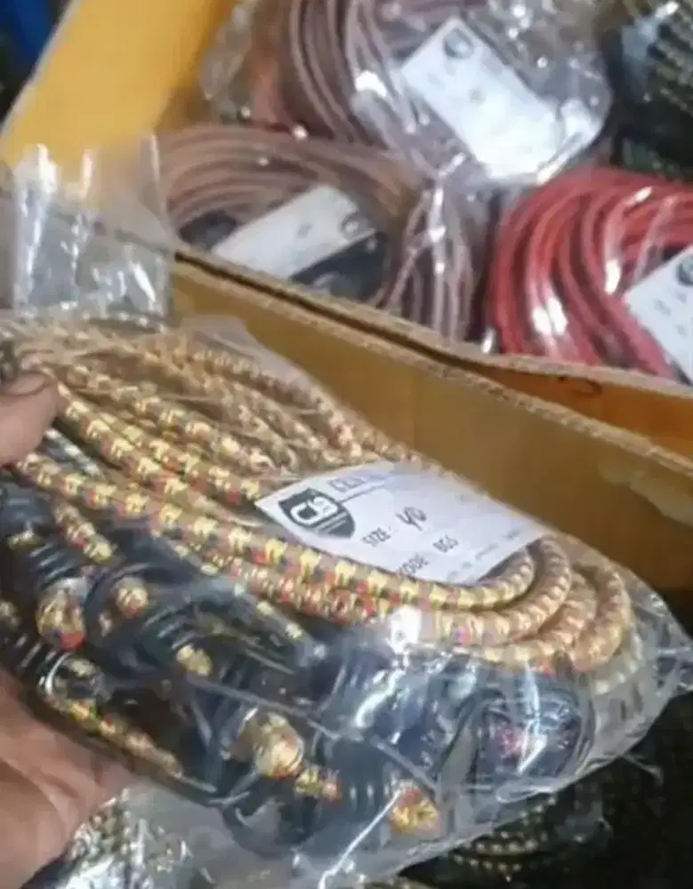 Tali karet ikat barang di motor harga pabrik