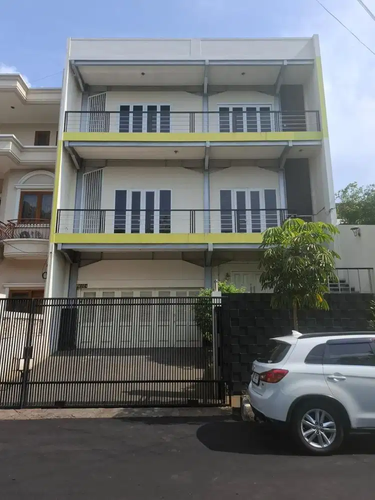 Dijual rumah di Kelapa Cengkir Kelapa Gading