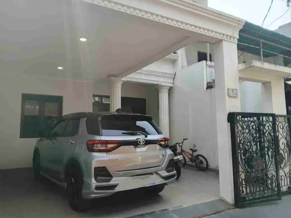 RUMAH MEWAH DI PONDOK KELAPA