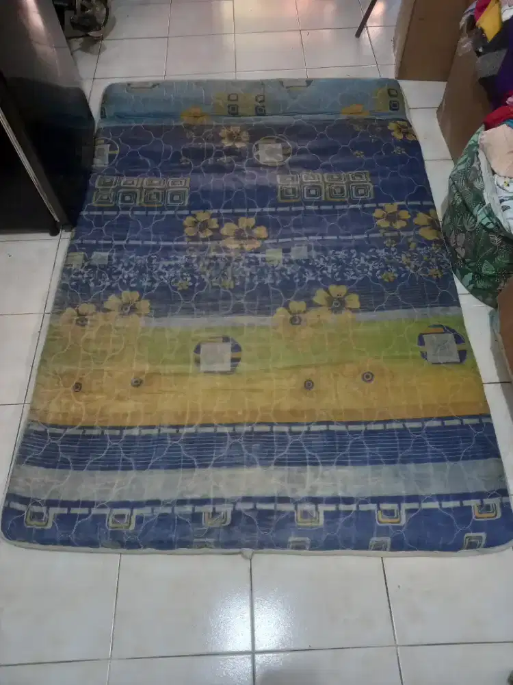 KASUR LIPAT BUSA 3CM,90x200,BEKAS