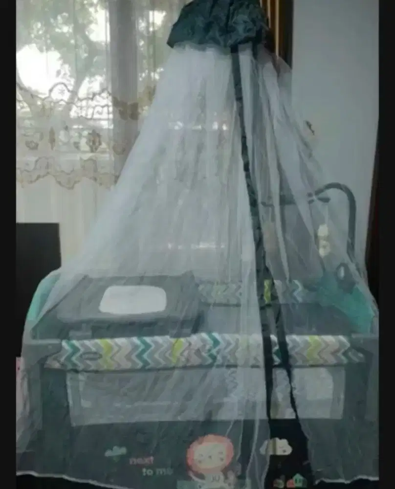 Box bayi pliko next to me / tempat tidur bayi