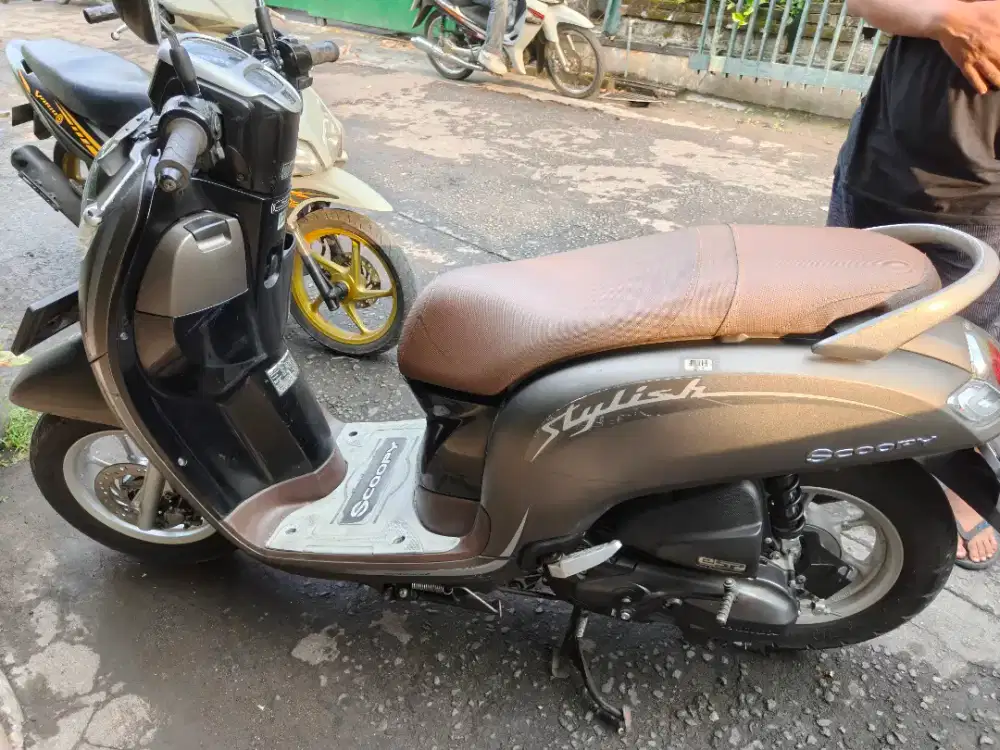 Scoopy THN 2019 plat AB kota