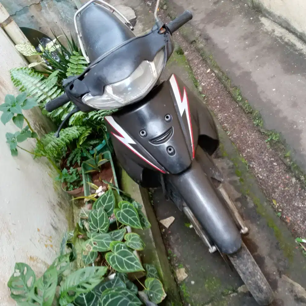 dijual suzuki smash surat-surat lengkap, masih Lumayan bukan Luhmanyun