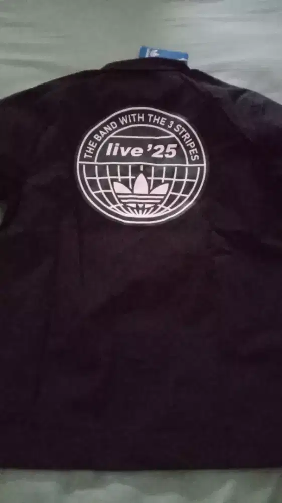 Coach jacket tour Adidas oasis