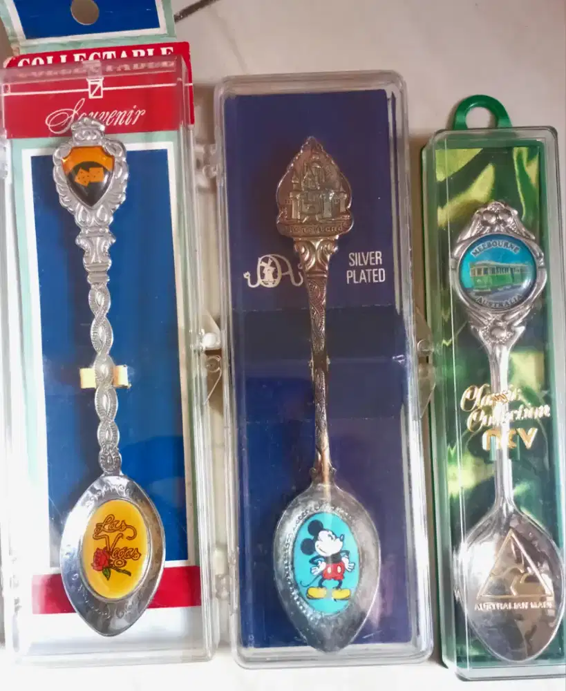 Sendok souvenir vintage