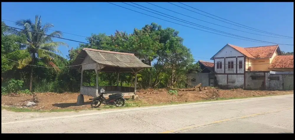 Di jual tanah pinggir jalan raya bayah luas tanah 2600 meter