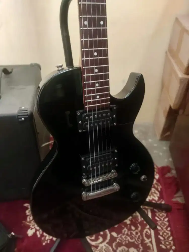 Gitar cort listrik