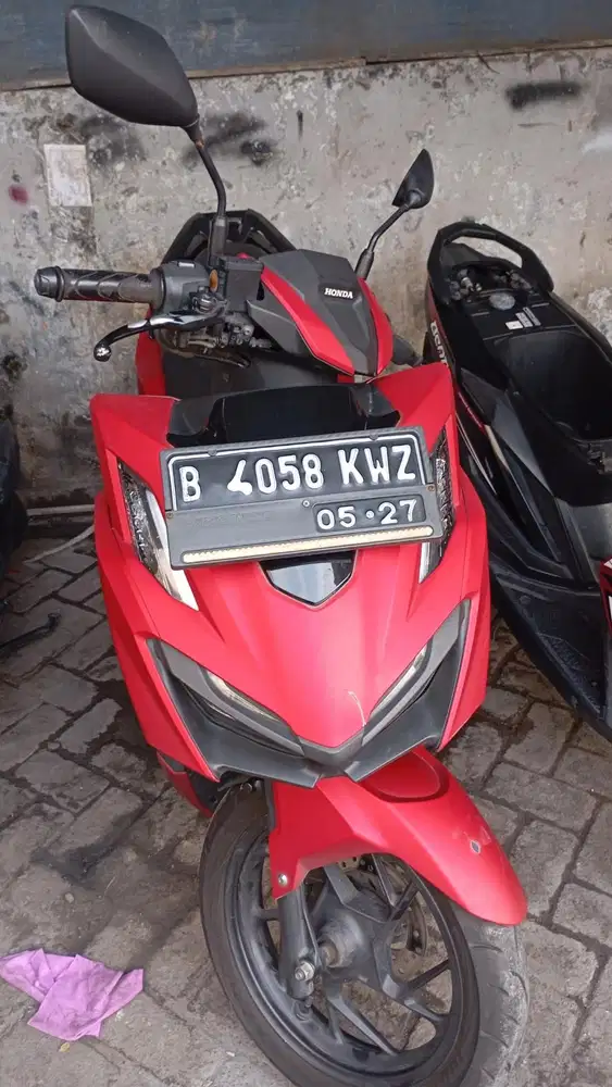Vario 160 tahun 2022. Ss lengkap