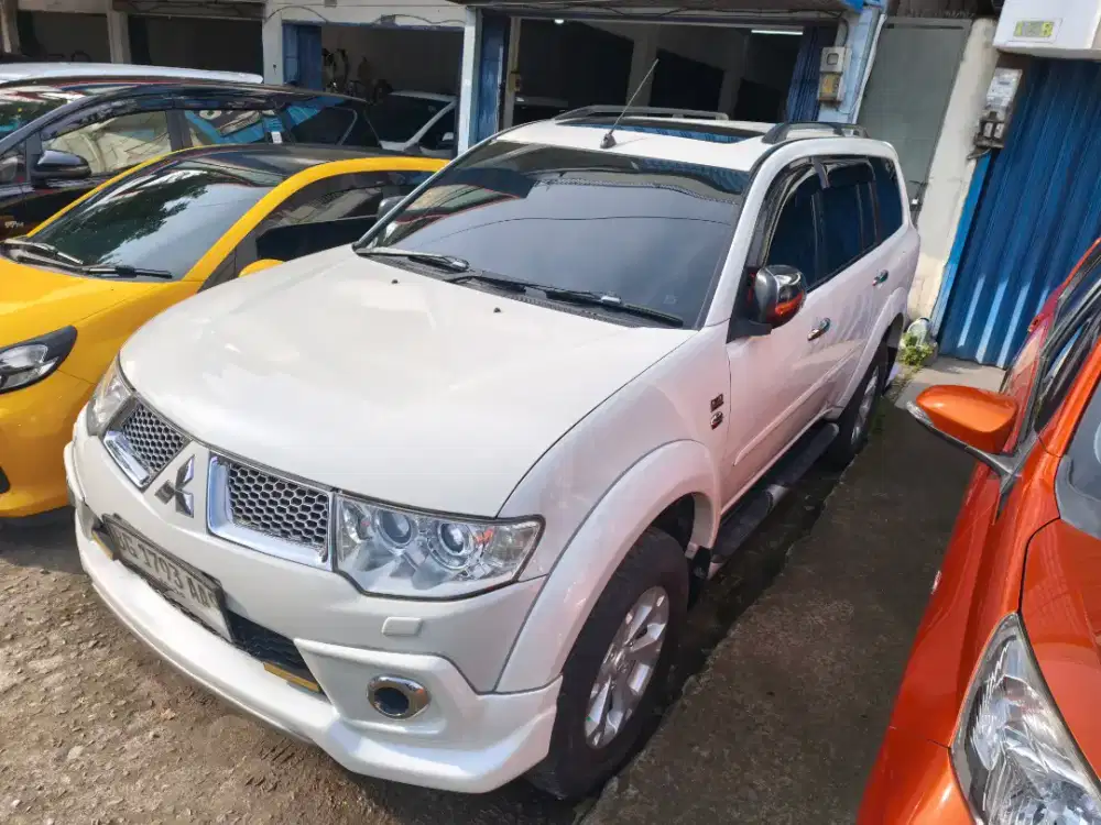 Pajero sport Dakar limited 2013 ( ANTIK )