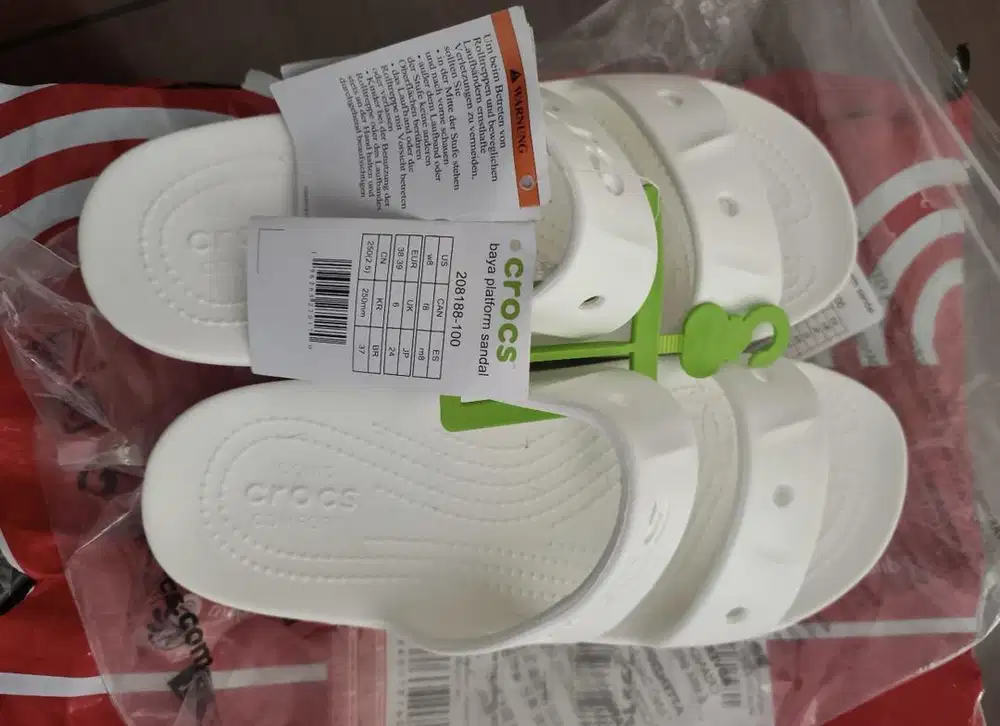 White Crocs Baya Platform Women’s Sandal