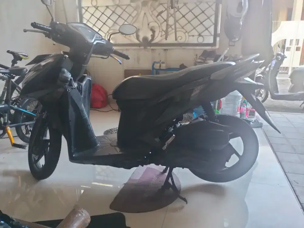 Di jual Vario 125 surat lengkap hidup palt baru