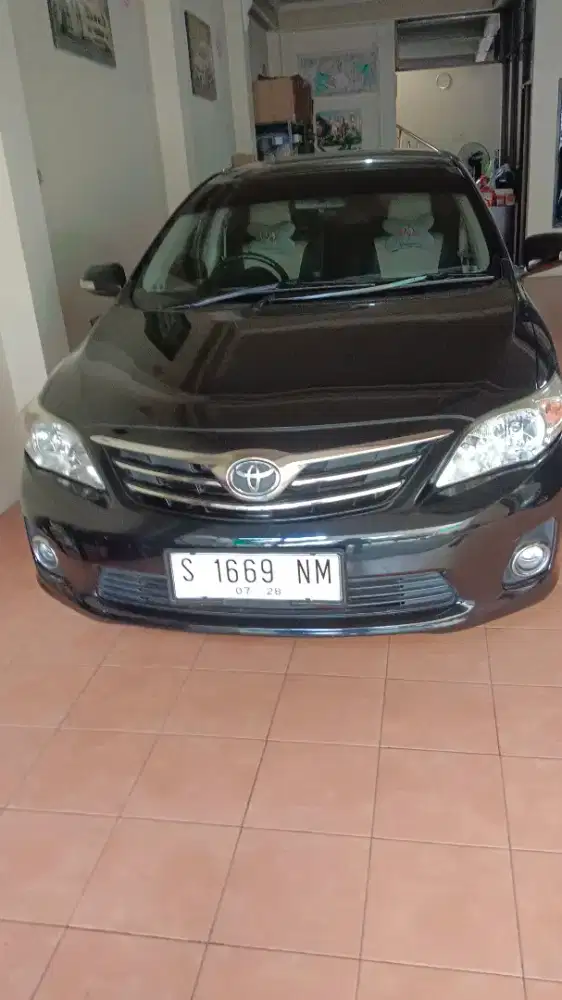 Toyota Corolla 1,8 Altis AT 2013 Bensin 120 jt mulus siap pakai