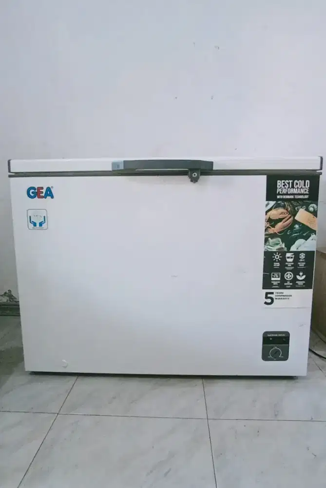 Freezer Box Gea 318L Mulusssssss