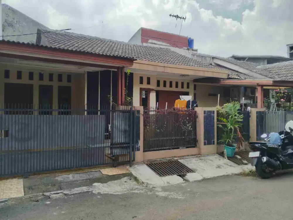 RUMAH CAKEP DI PONDOK PEKAYON INDAH - GALAXY