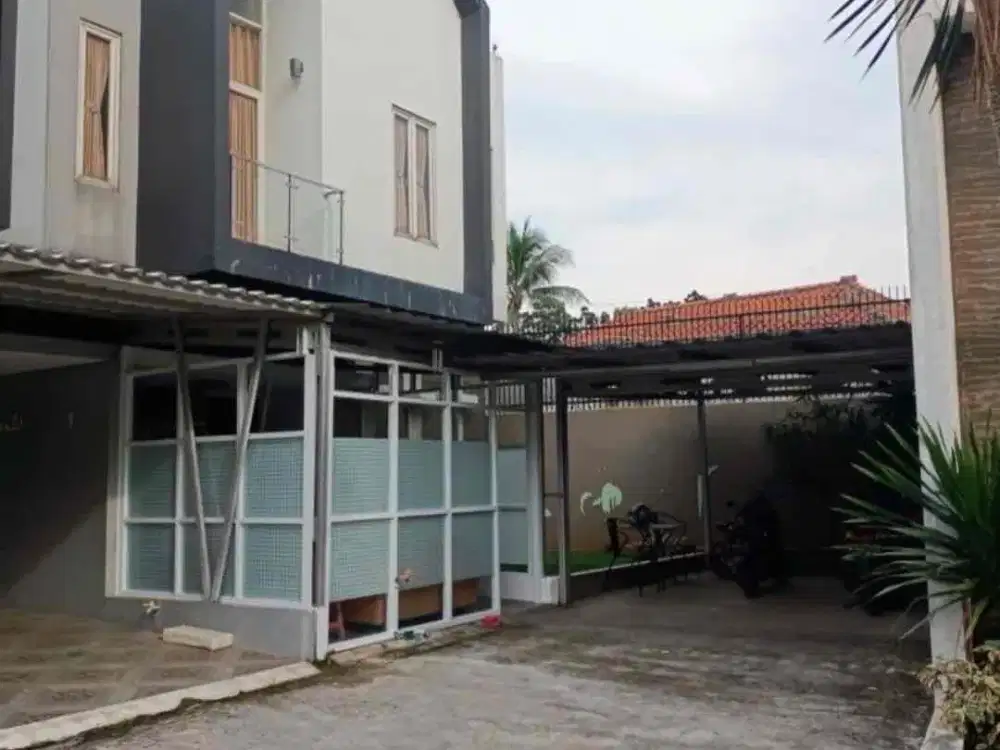 Dijual Rumah persis dekat lrt Ciracas penganten ali jaktim
