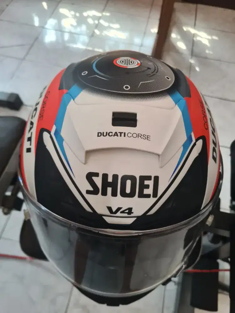 Dijual helm shoei rp. 2.200.000 baru
