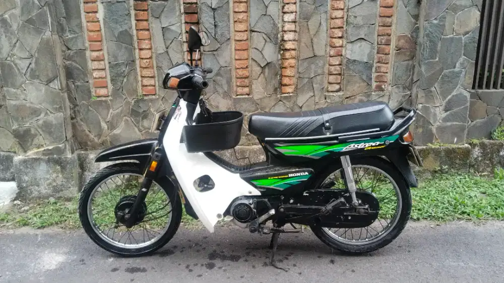 Astrea grand 1997 'Black Engine'